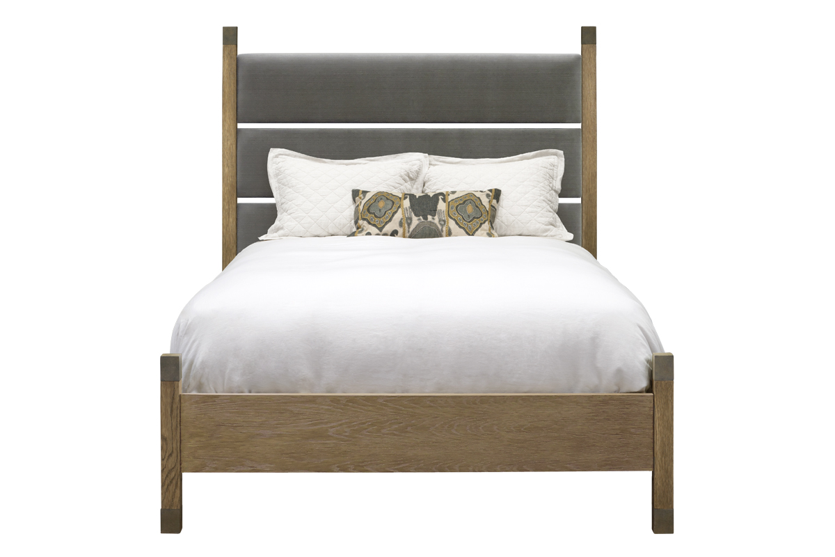 1077 Tortola Bed<br />
Upholstered Option<br />
Wood: Sonoran on White Oak<br />
Iron: Espresso